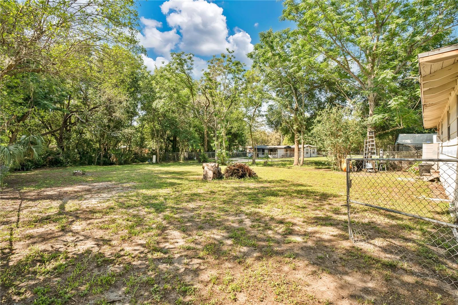 Image 14 of 22 For 2409 Garbelia Avenue