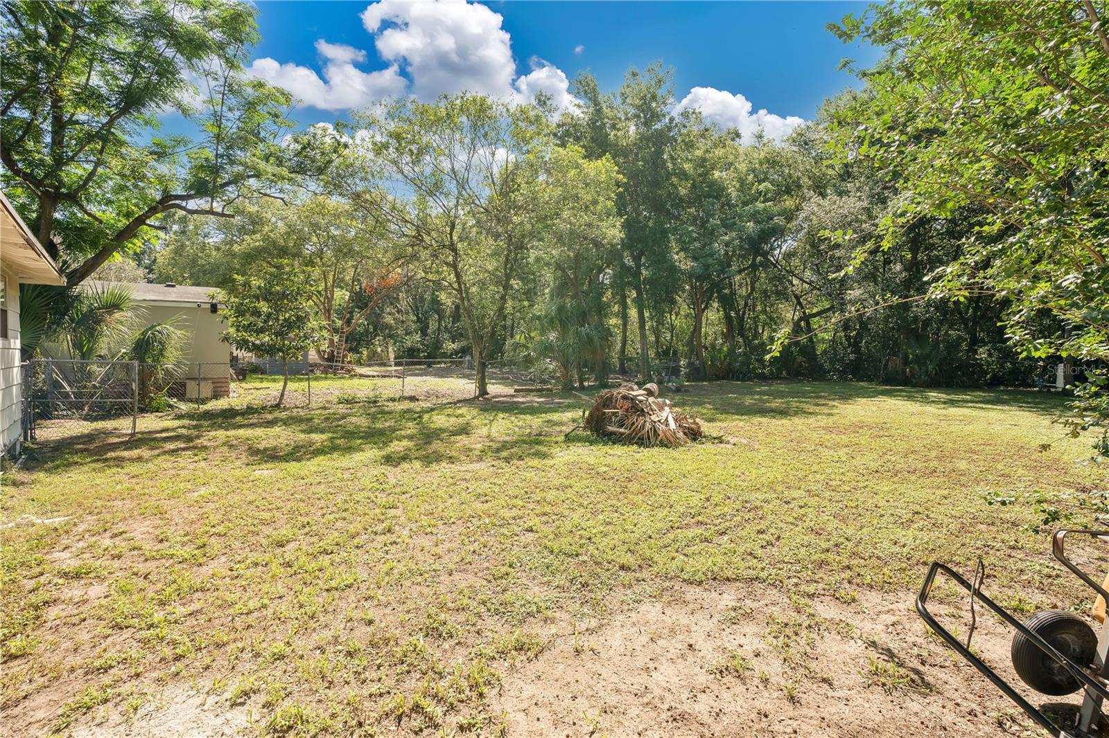 Image 17 of 22 For 2409 Garbelia Avenue