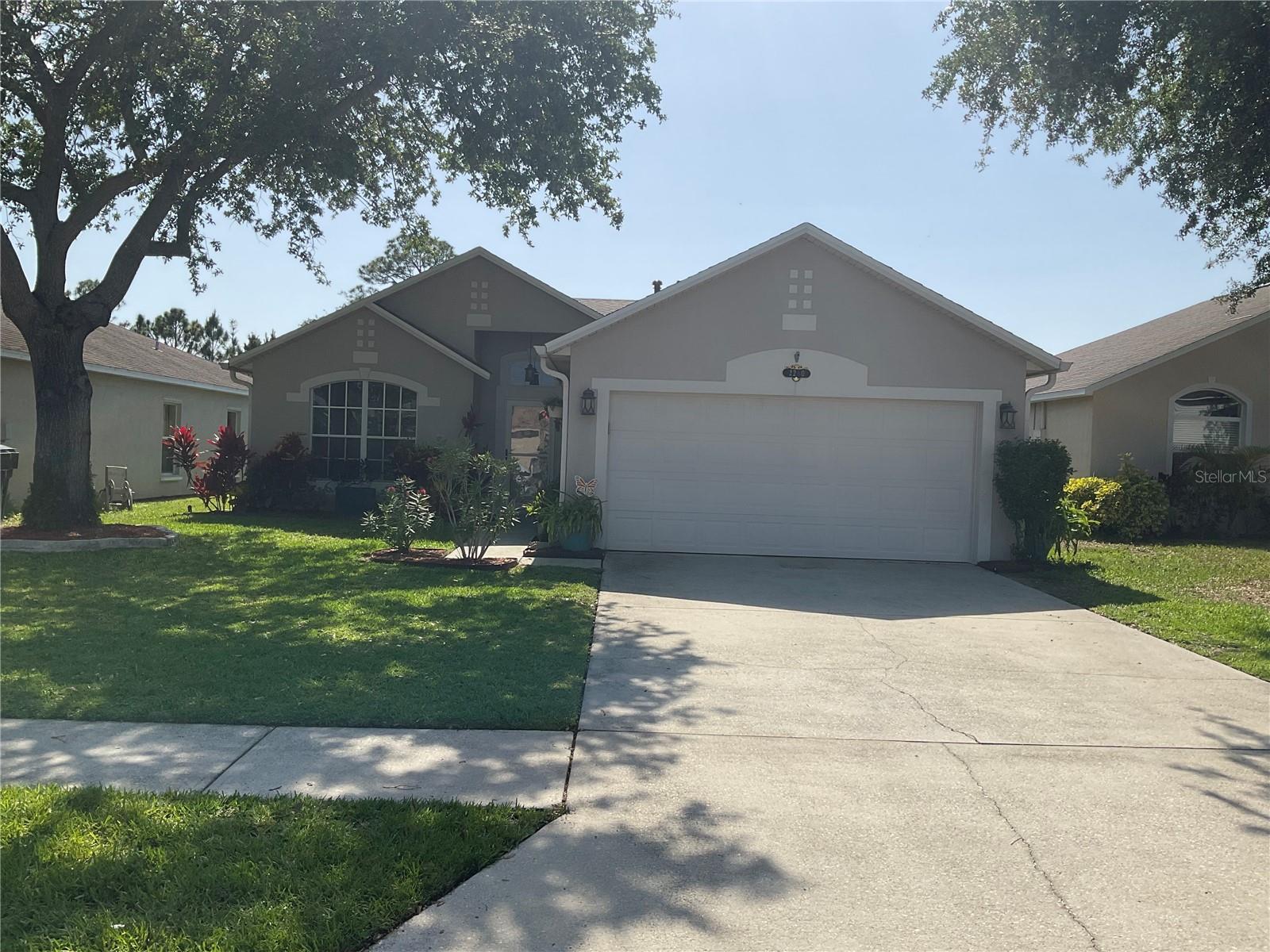 Image 2 of 38 For 2240 Savannah Boulevard