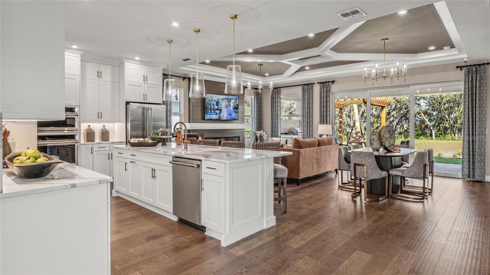 Image 6 of 35 For 944 Club Cresswind Drive