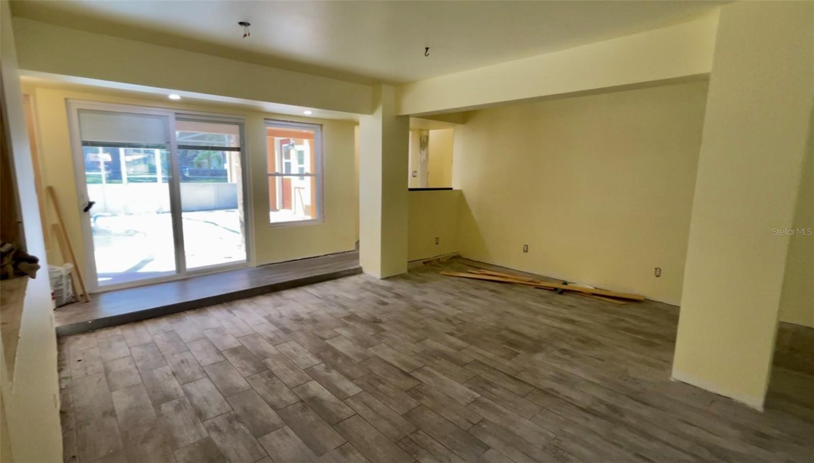 Image 11 of 35 For 714 Herbert Street