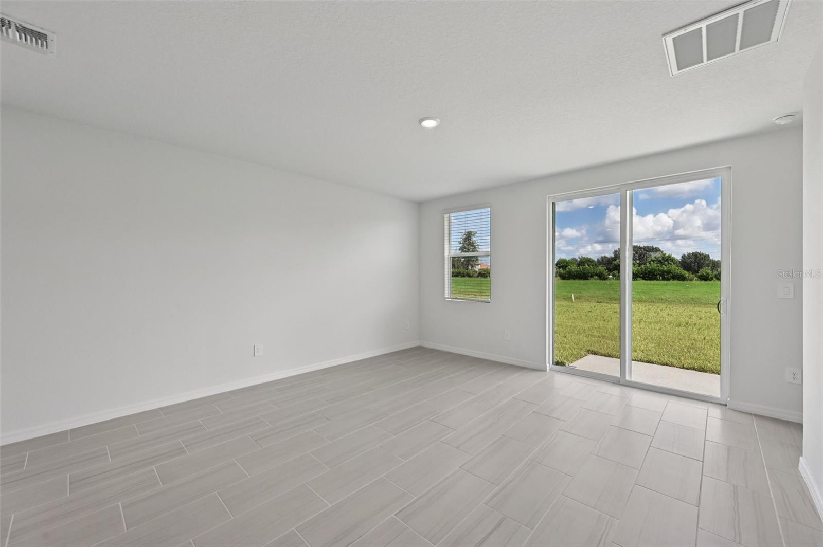 Image 27 of 32 For 14076 Crutchfield Court
