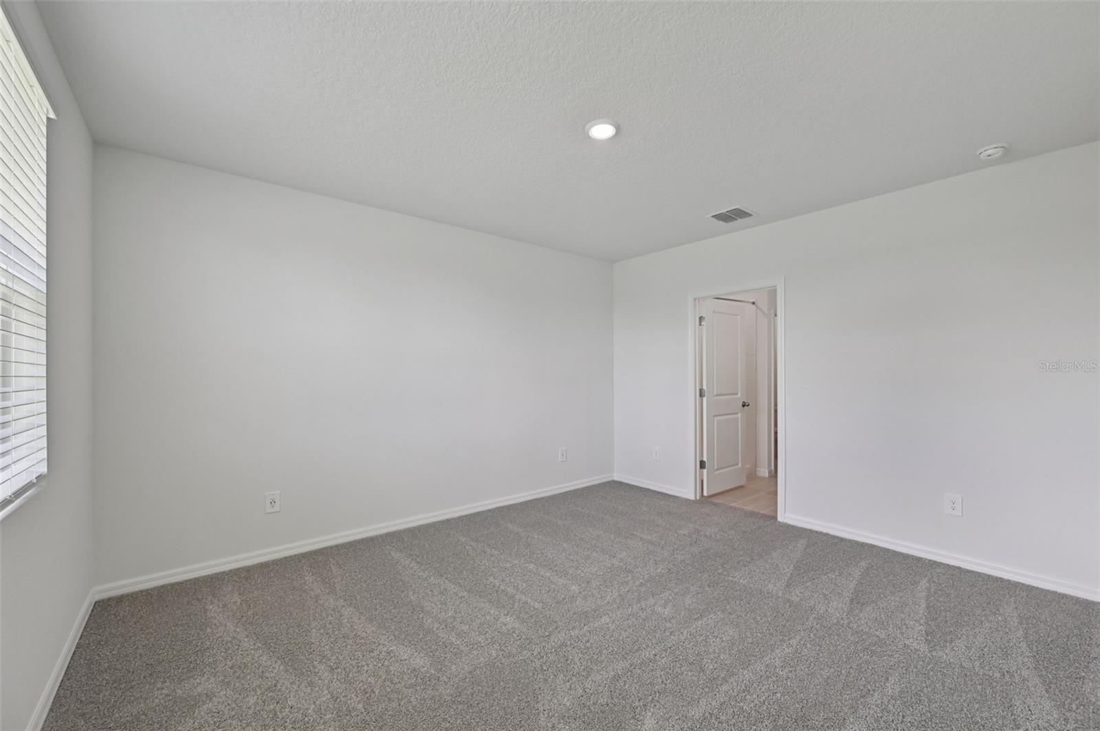 Image 28 of 32 For 14076 Crutchfield Court
