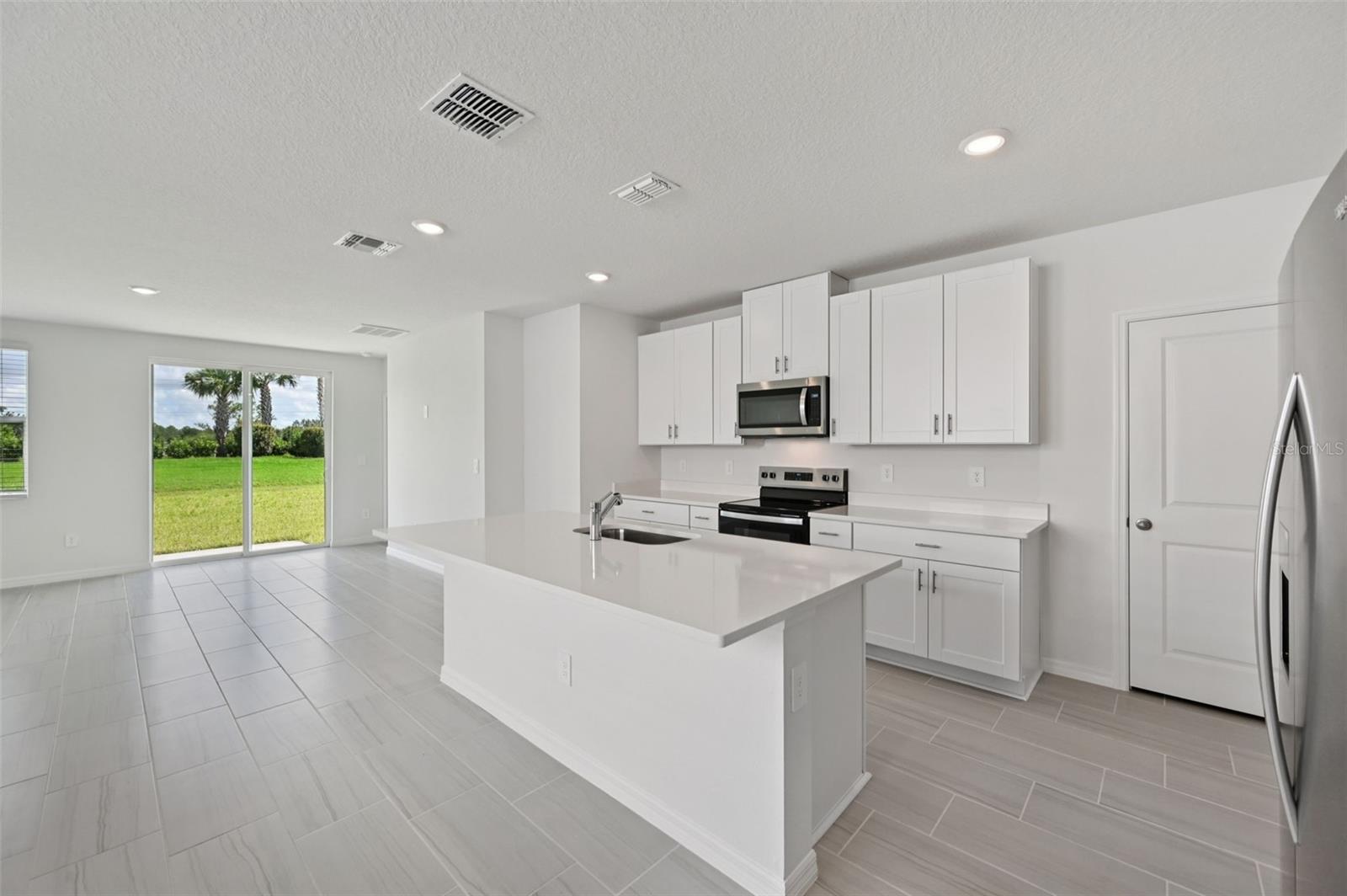 Image 3 of 32 For 14076 Crutchfield Court