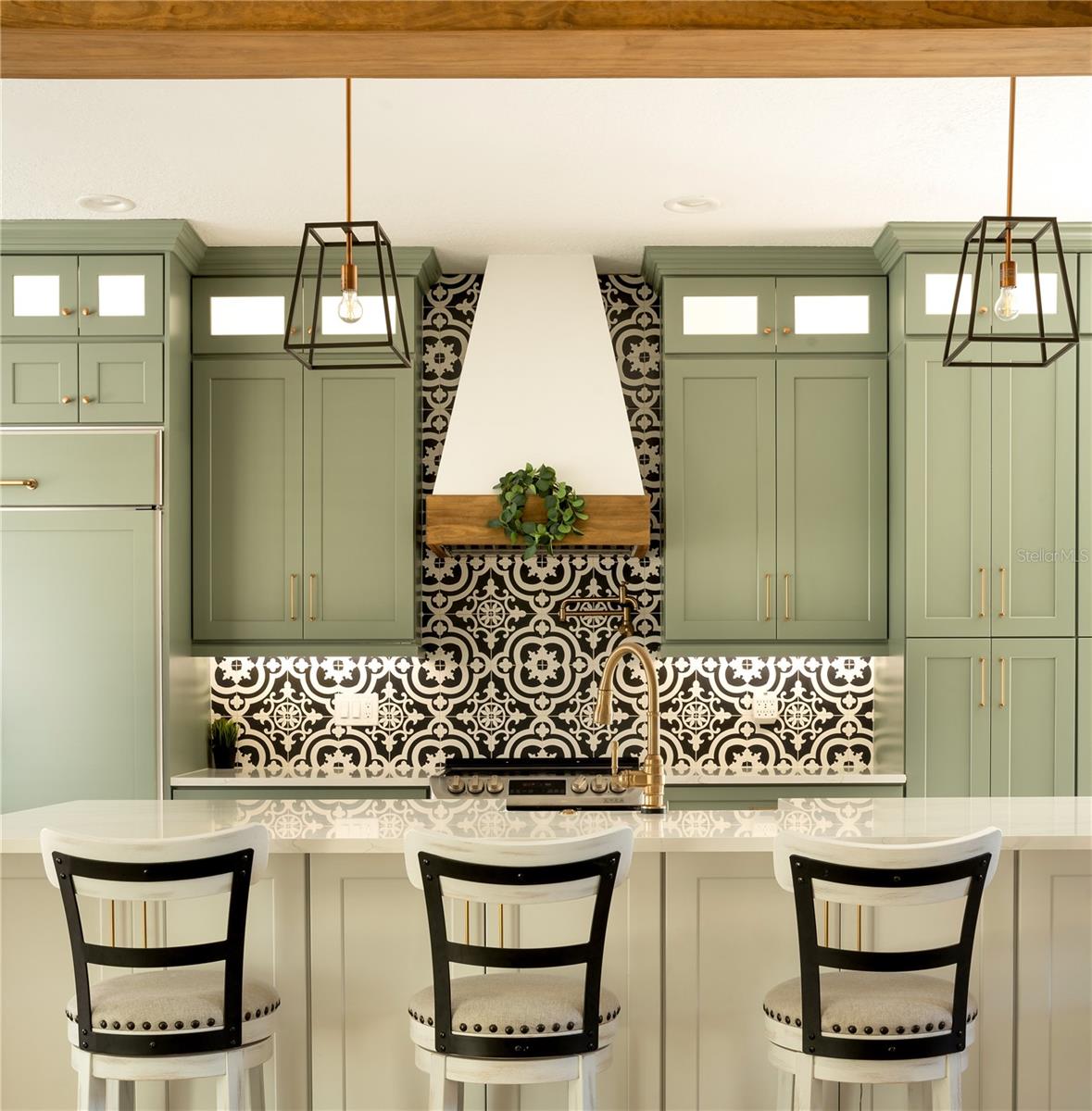 Image 3 of 32 For 2349 Plantation Oak Drive