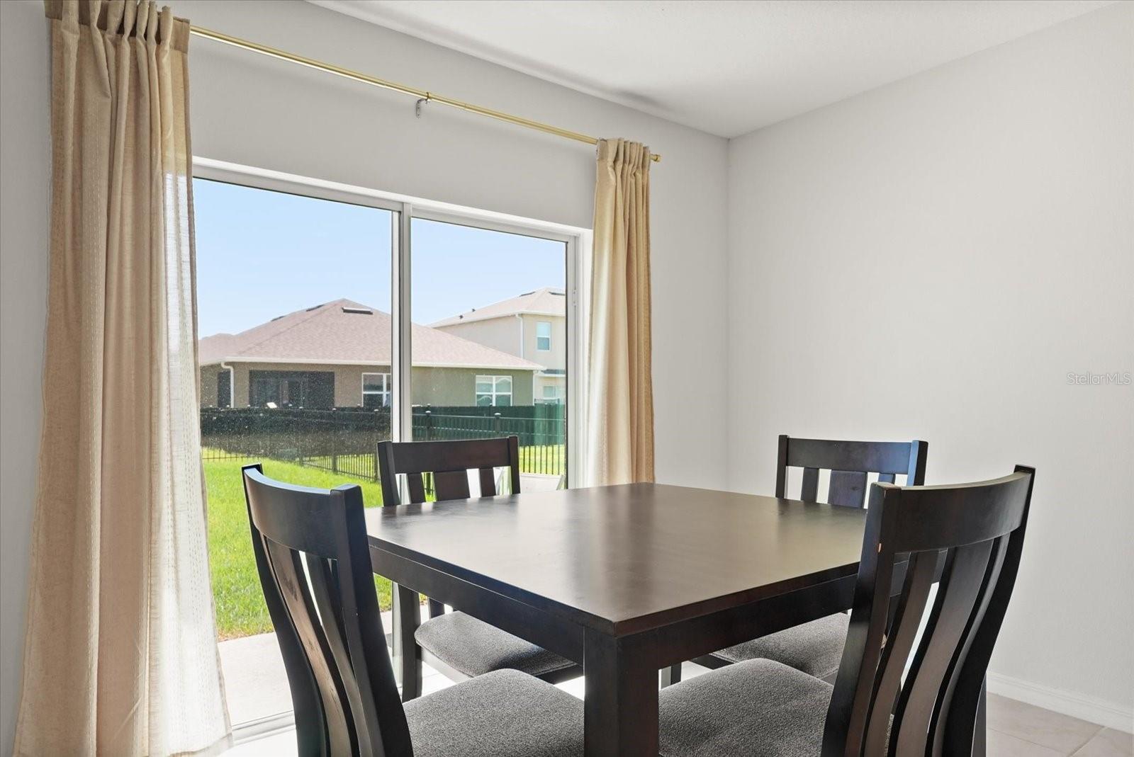 Image 11 of 50 For 850 Lazio Circle