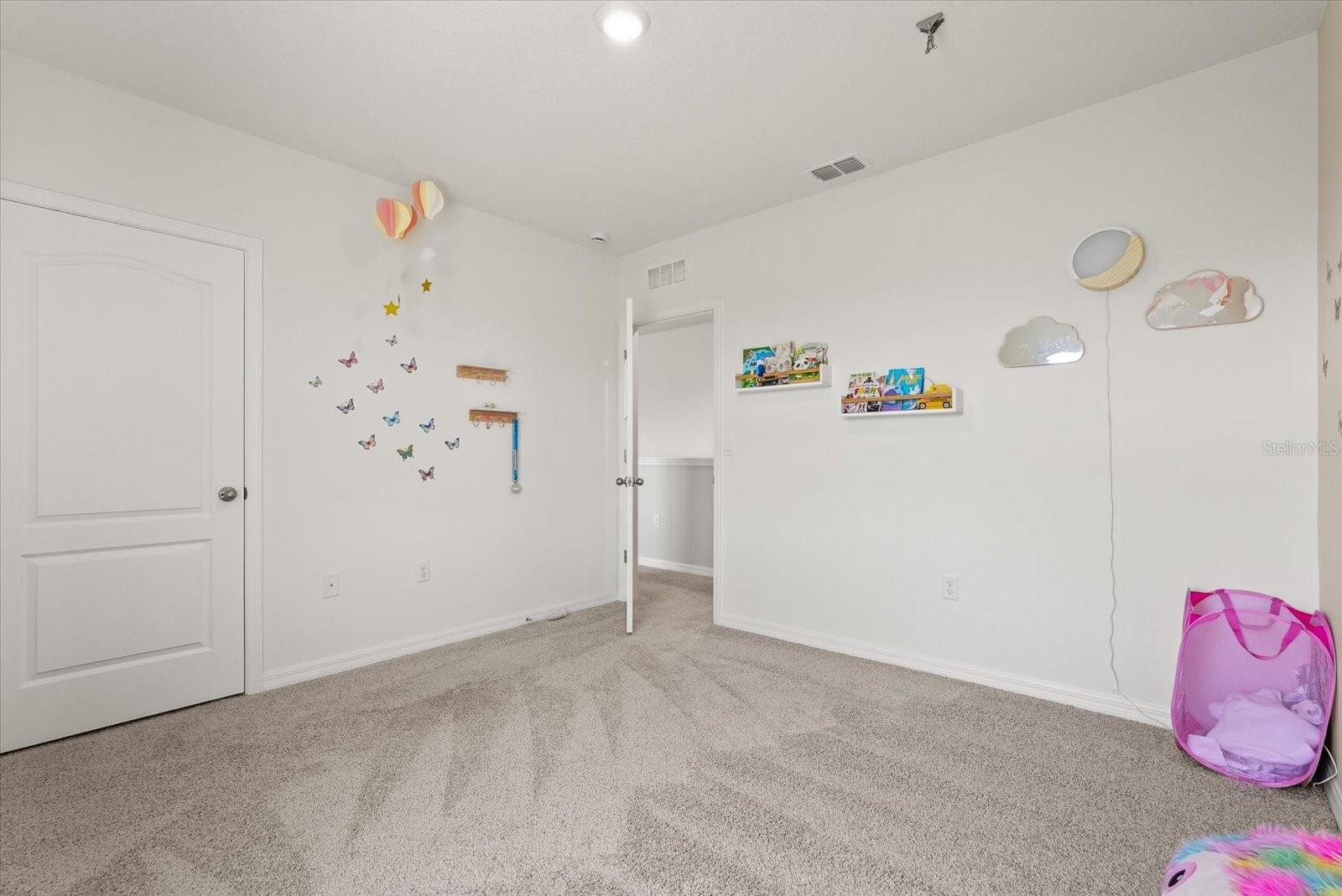 Image 22 of 50 For 850 Lazio Circle