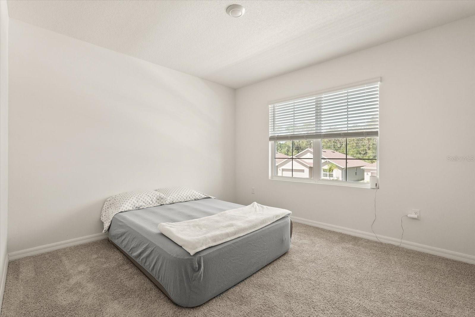 Image 29 of 50 For 850 Lazio Circle