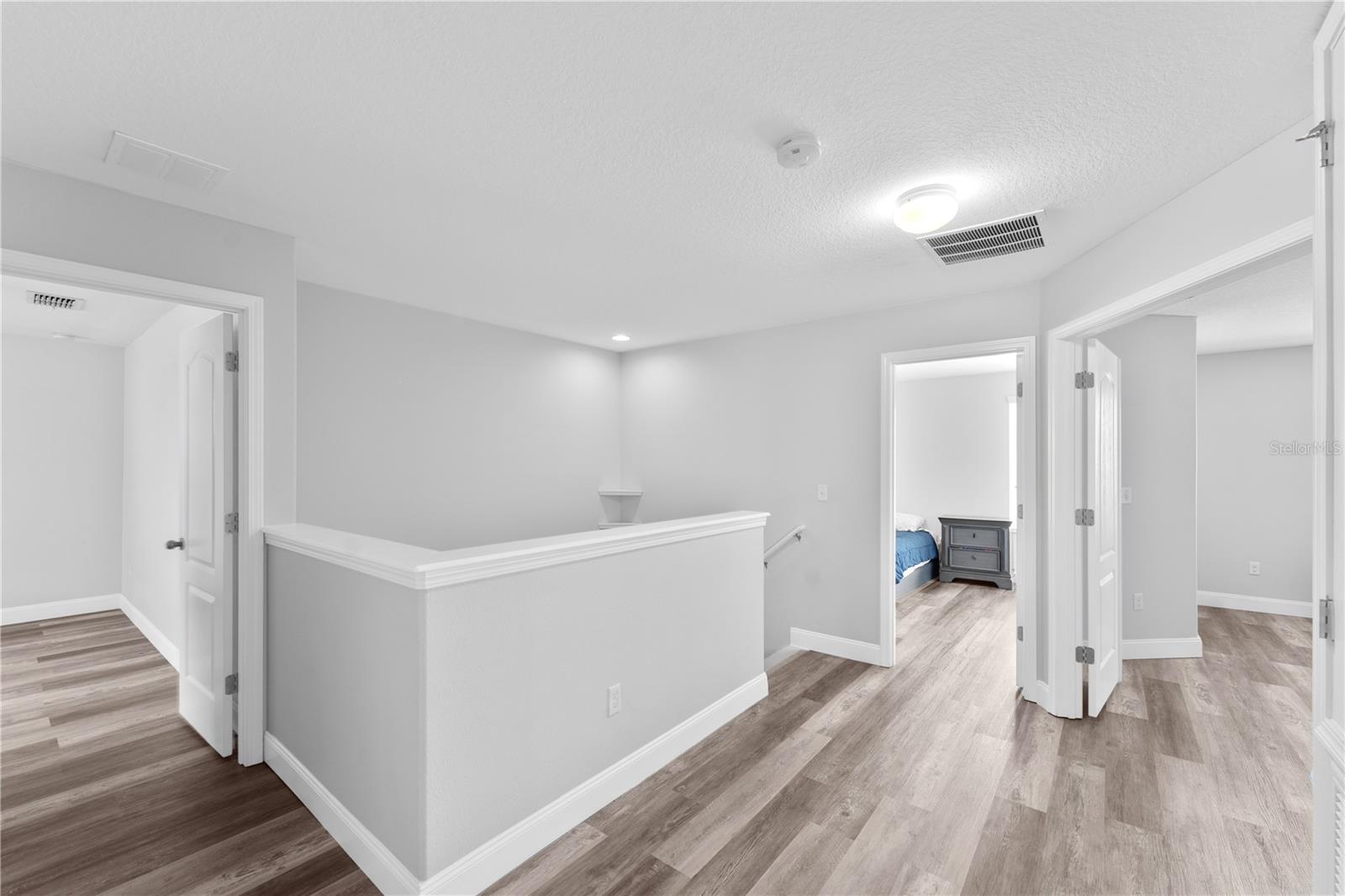 Image 5 of 42 For 1902 Hailsham Court