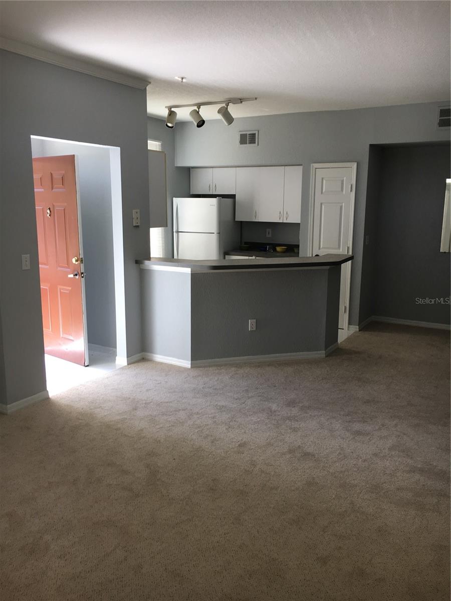 Image 10 of 29 For 6304 Raleigh Street 204