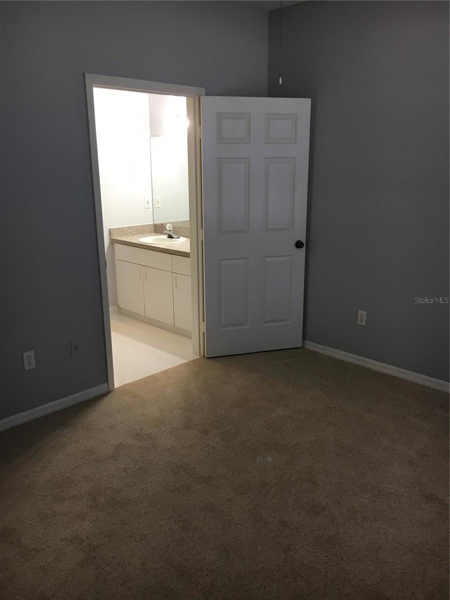 Image 17 of 29 For 6304 Raleigh Street 204