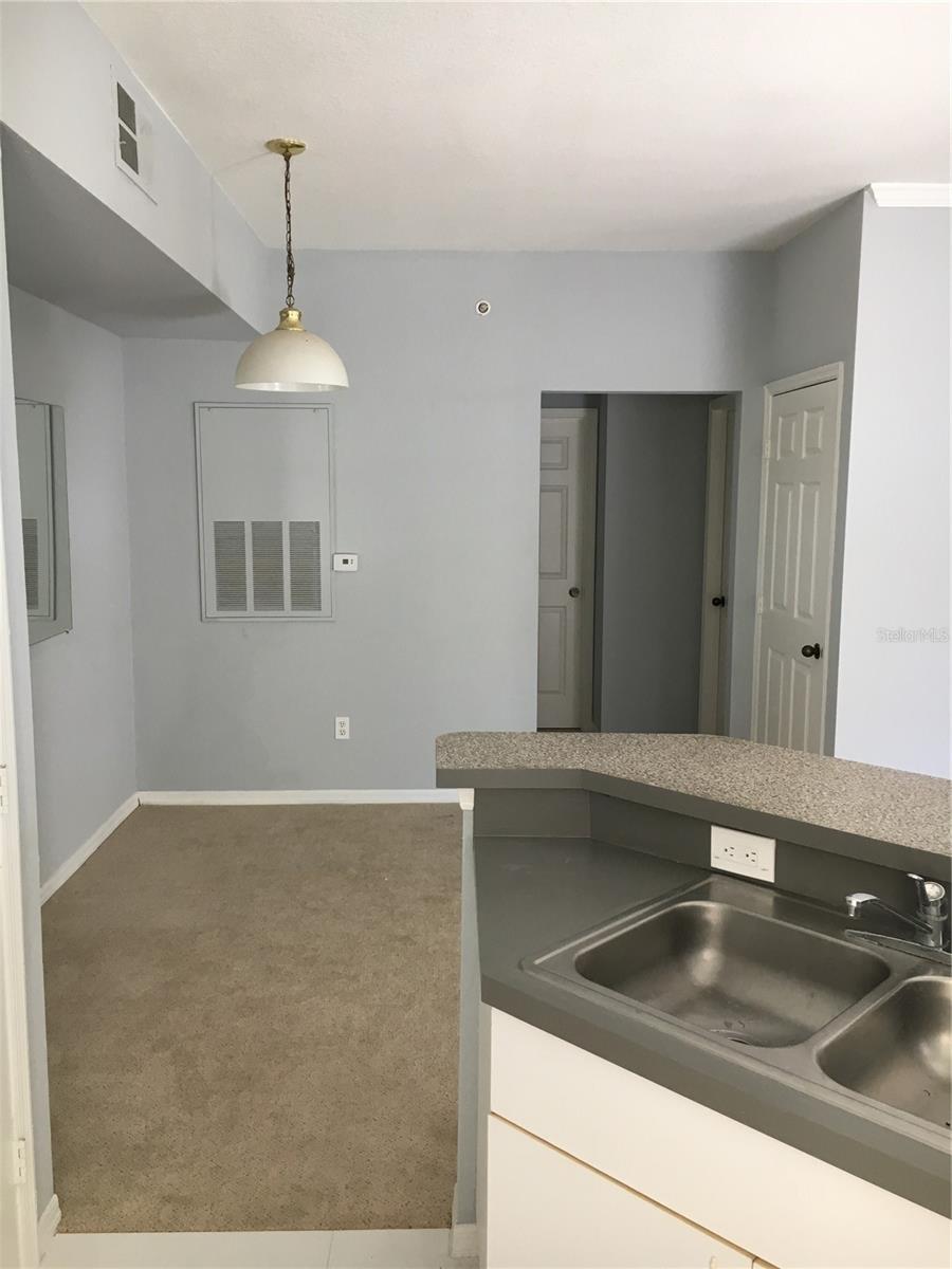 Image 9 of 29 For 6304 Raleigh Street 204