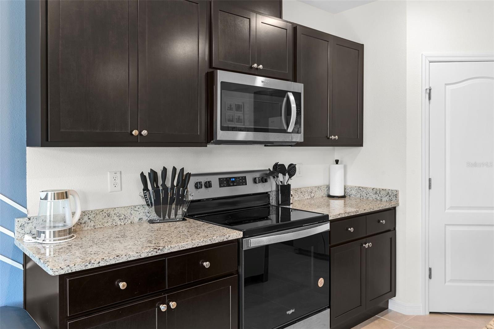 Image 16 of 40 For 616 Griffon Avenue