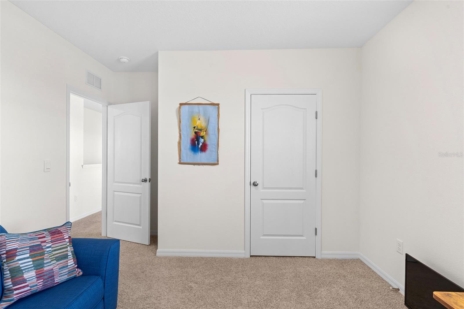 Image 33 of 40 For 616 Griffon Avenue