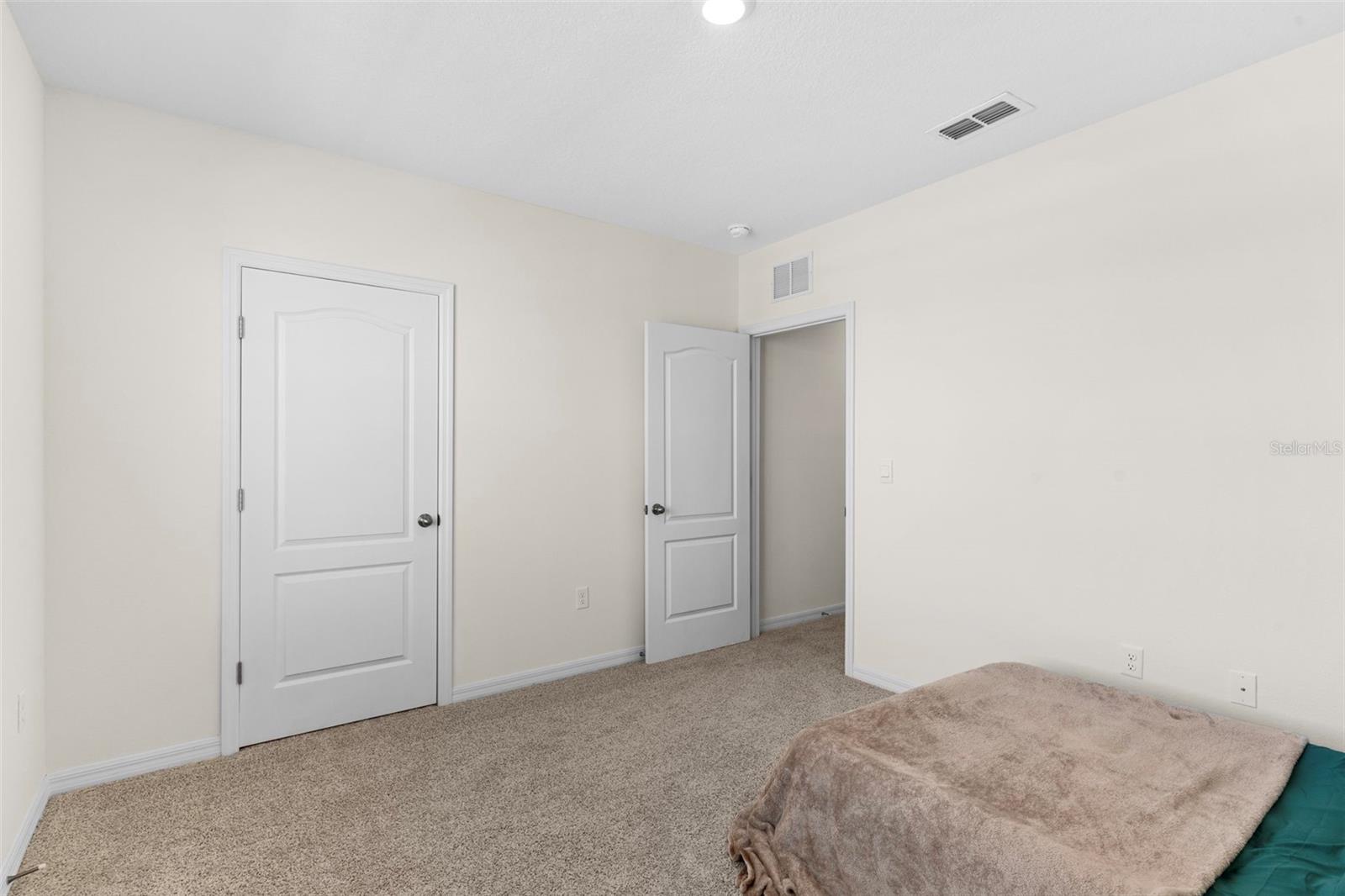 Image 37 of 40 For 616 Griffon Avenue