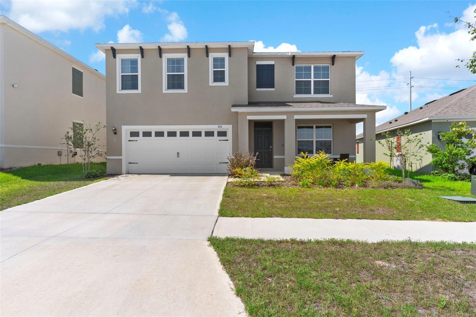 Image 4 of 40 For 616 Griffon Avenue