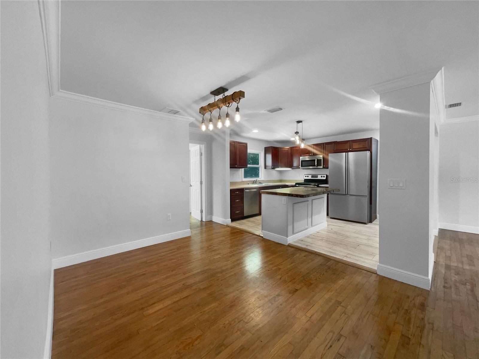 Image 12 of 20 For 520 Sumner Avenue