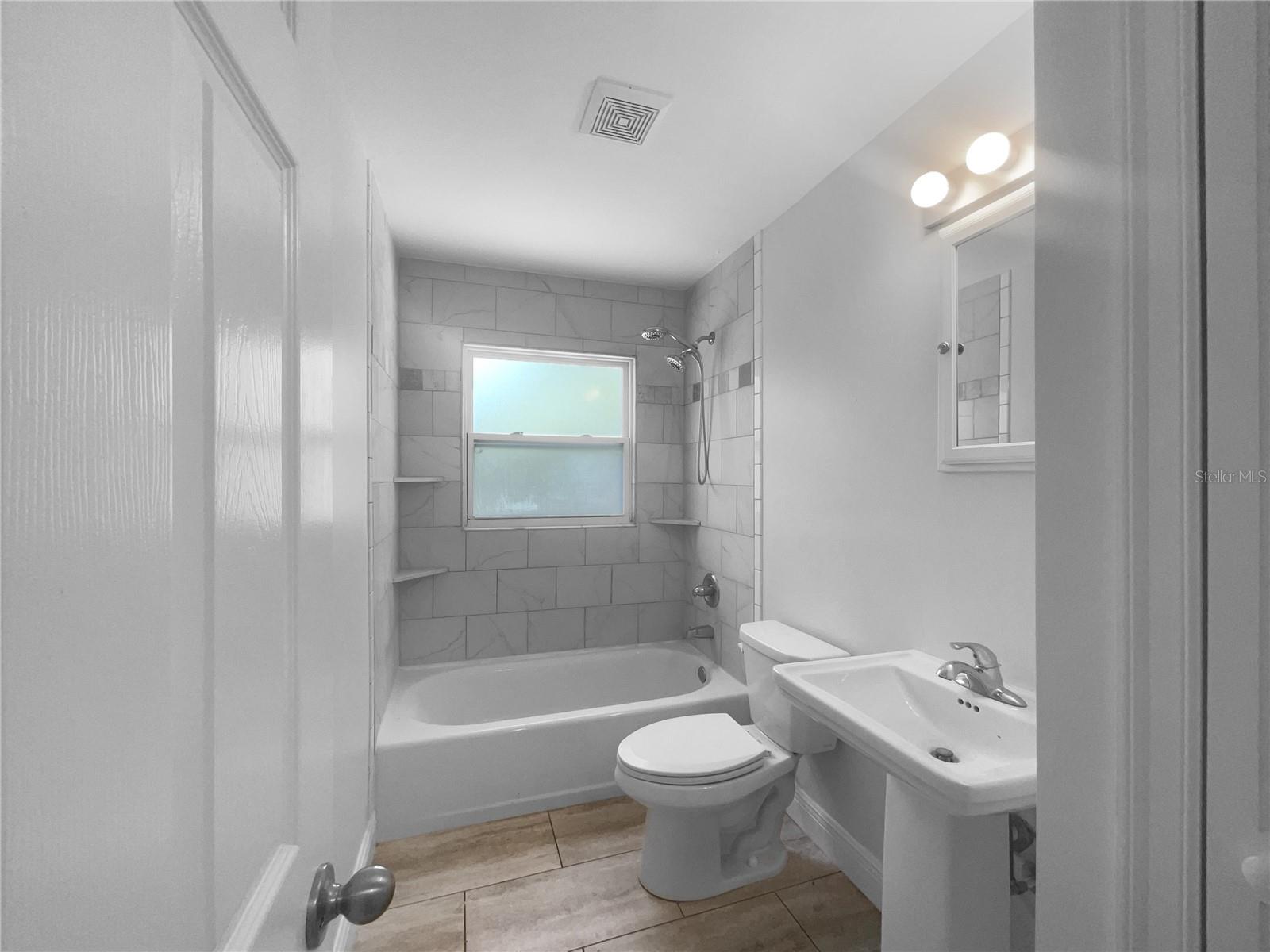 Image 18 of 20 For 520 Sumner Avenue