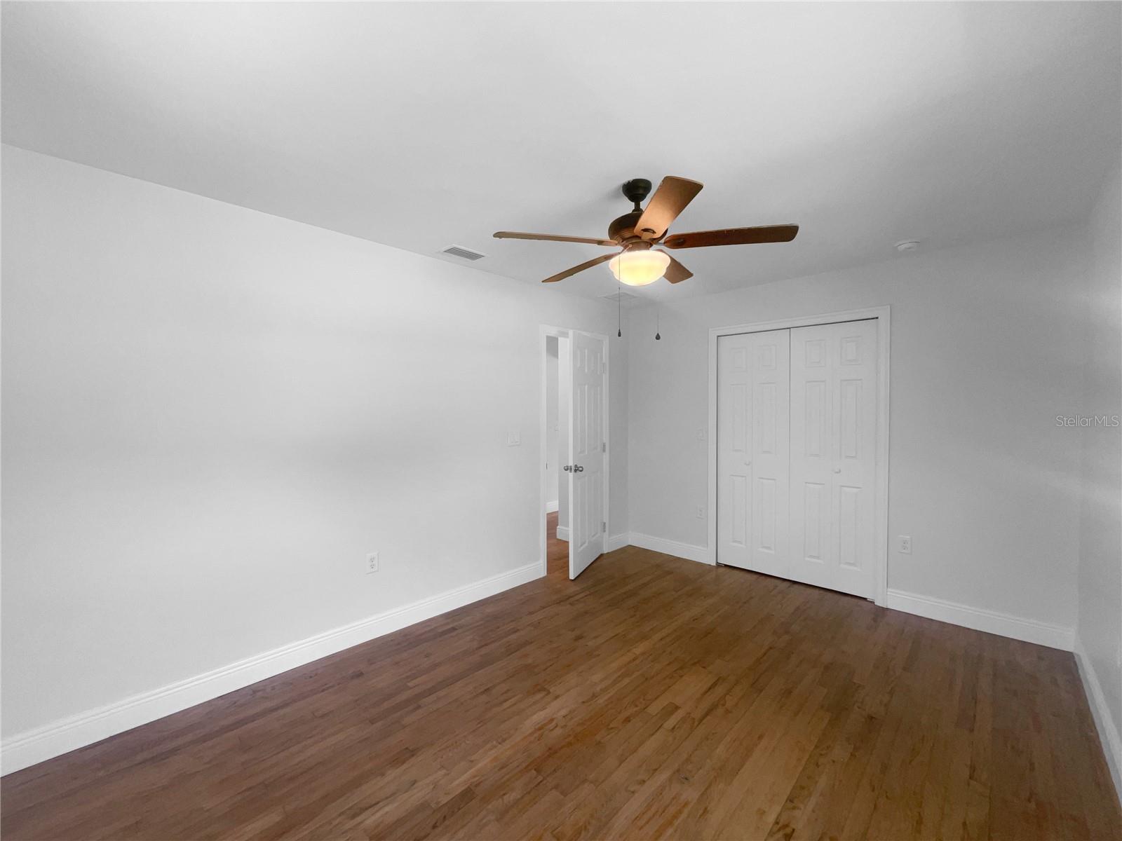 Image 19 of 20 For 520 Sumner Avenue