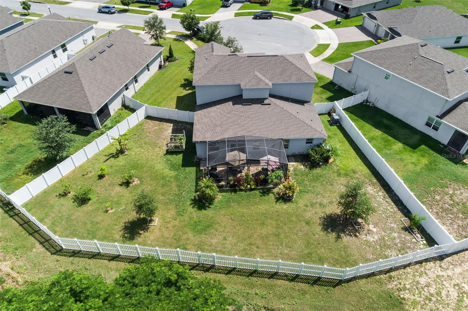 Image 41 of 65 For 816 Carmillion Court