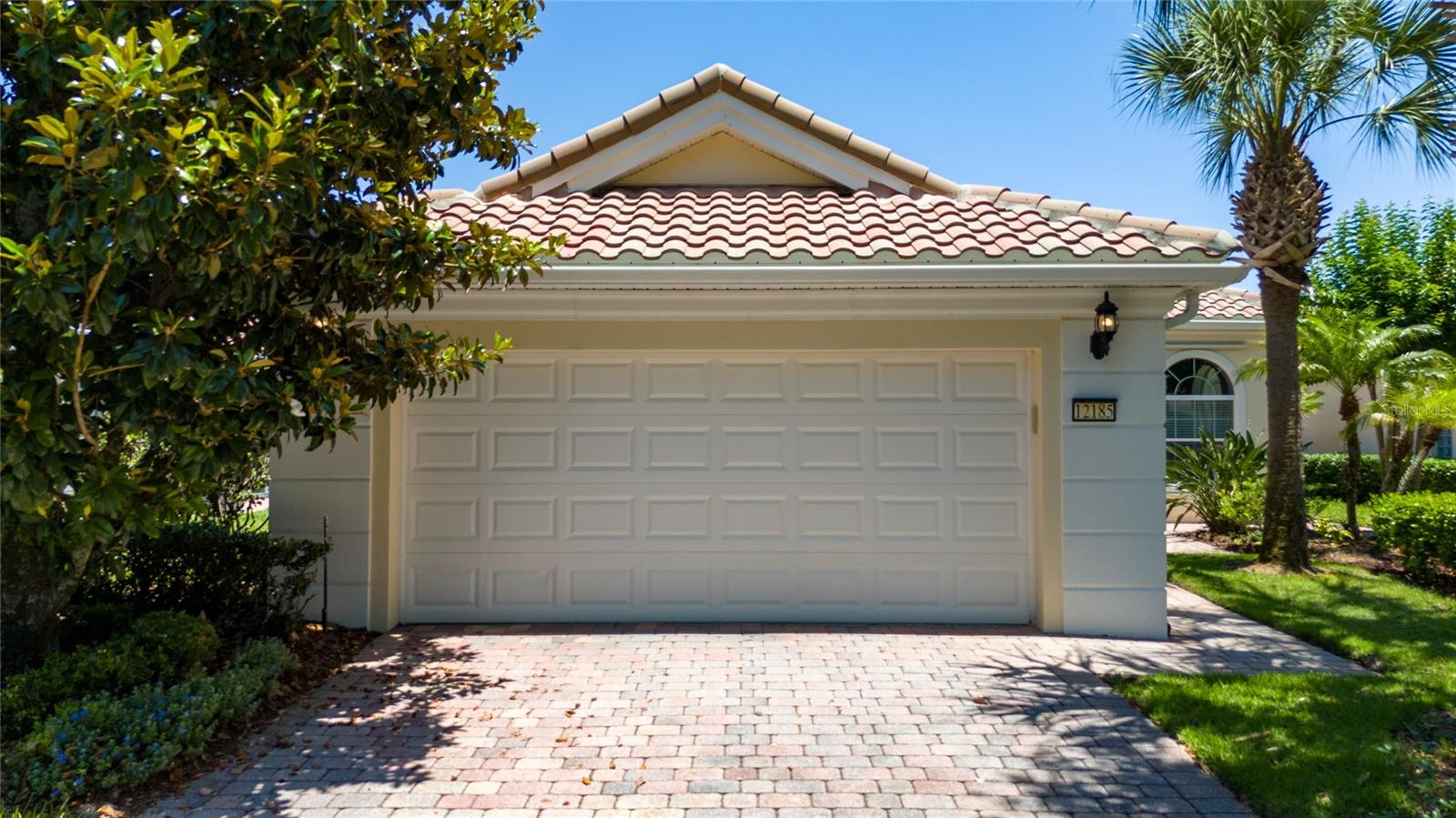 Image 4 of 55 For 12185 Obelia Lane