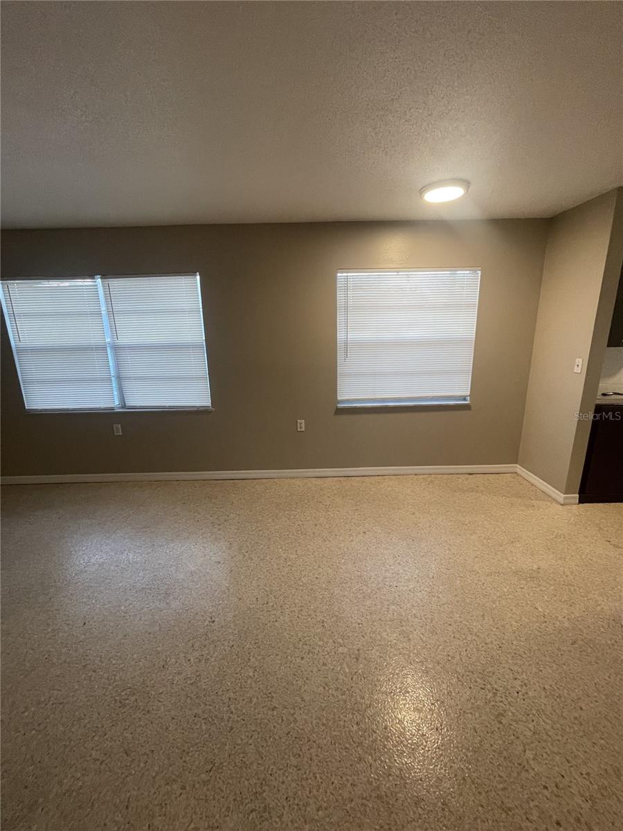 Image 6 of 19 For 1007 Florida Avenue 204