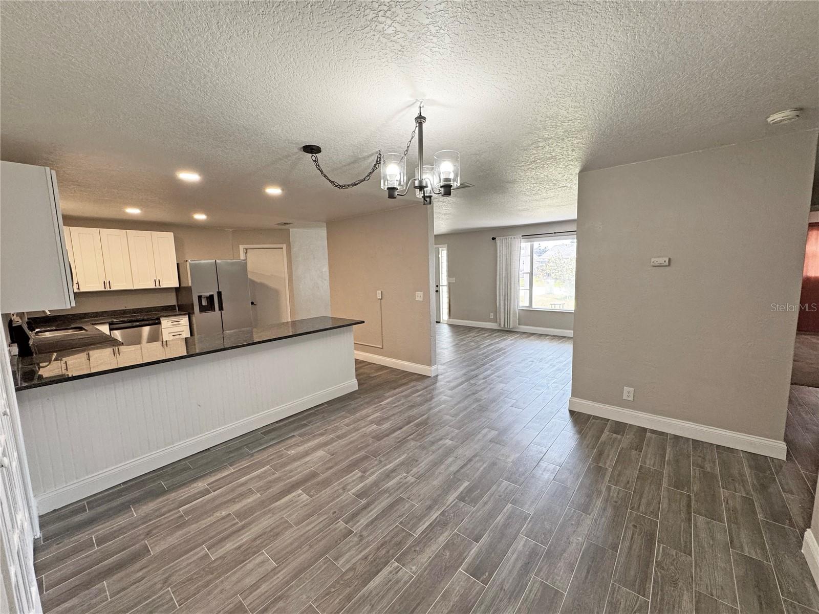 Image 6 of 21 For 1421 Suwanee Road