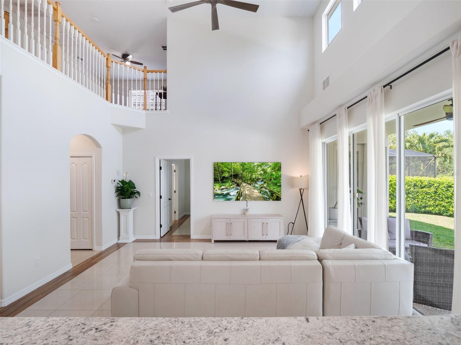 Image 12 of 50 For 13156 Hatherton Circle