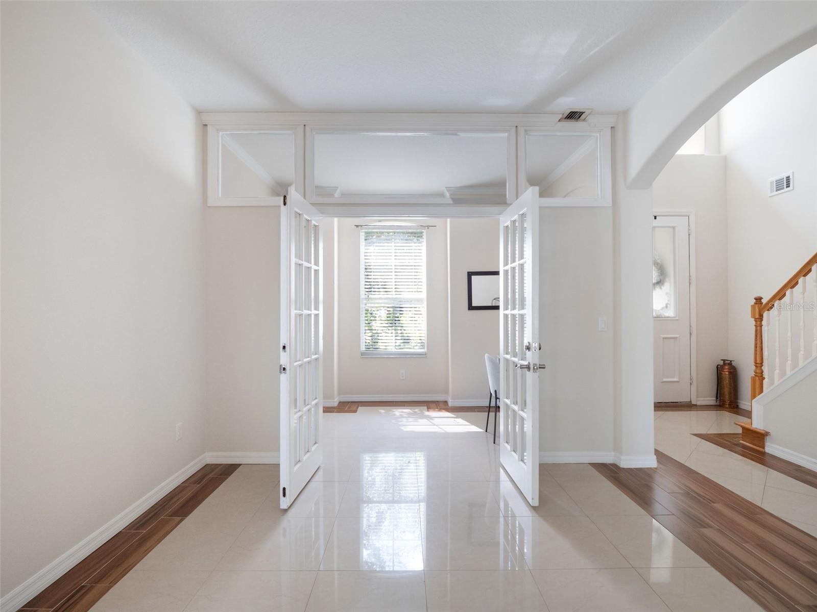 Image 4 of 50 For 13156 Hatherton Circle