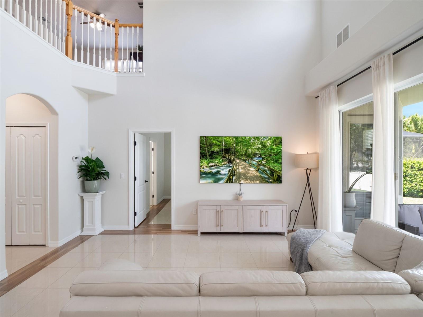 Image 7 of 50 For 13156 Hatherton Circle