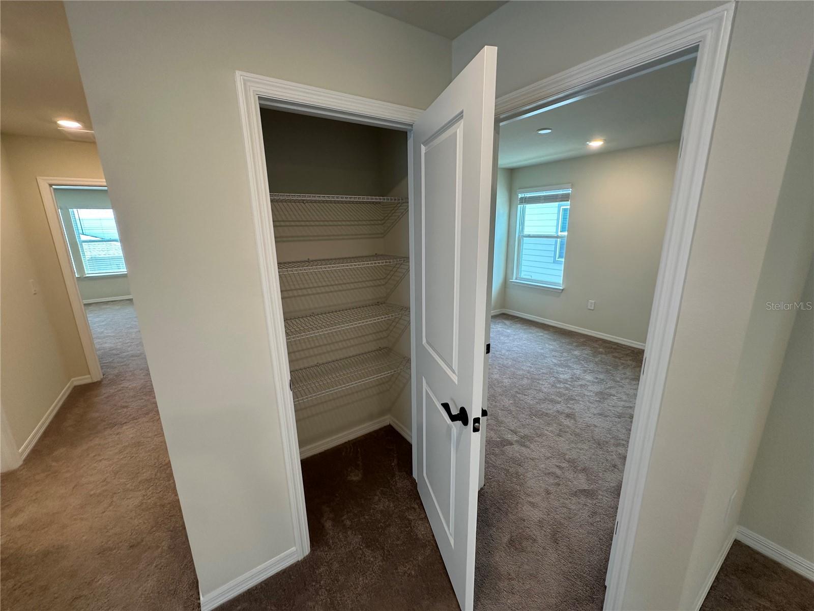 Image 41 of 64 For 10355 Parkview Reserve Lane