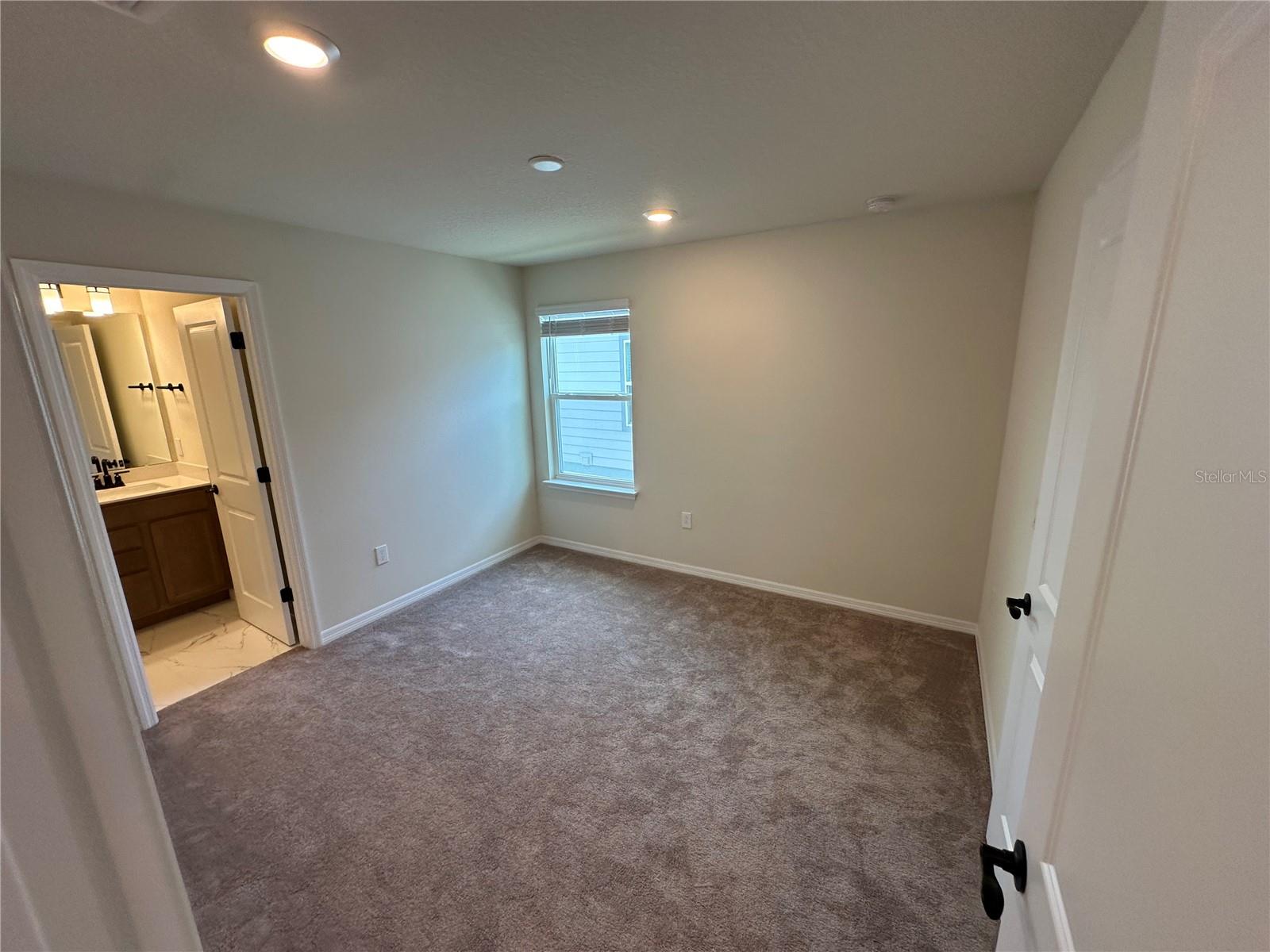 Image 42 of 64 For 10355 Parkview Reserve Lane