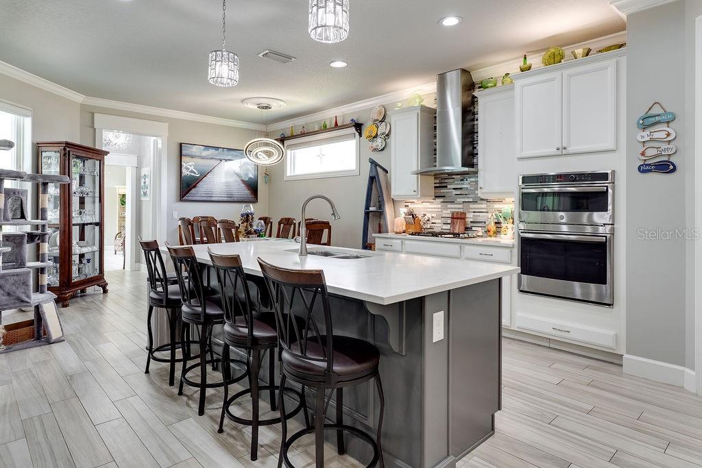 Image 11 of 57 For 5250 Riveredge Drive