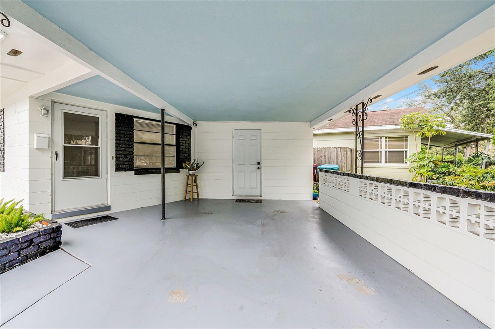 Image 5 of 44 For 2515 Amherst Avenue