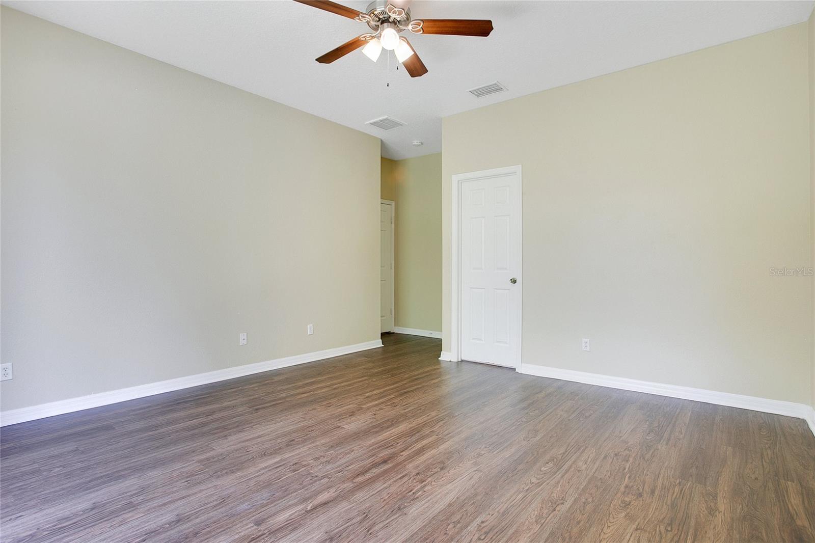 Image 13 of 29 For 212 Citrus Landing Drive