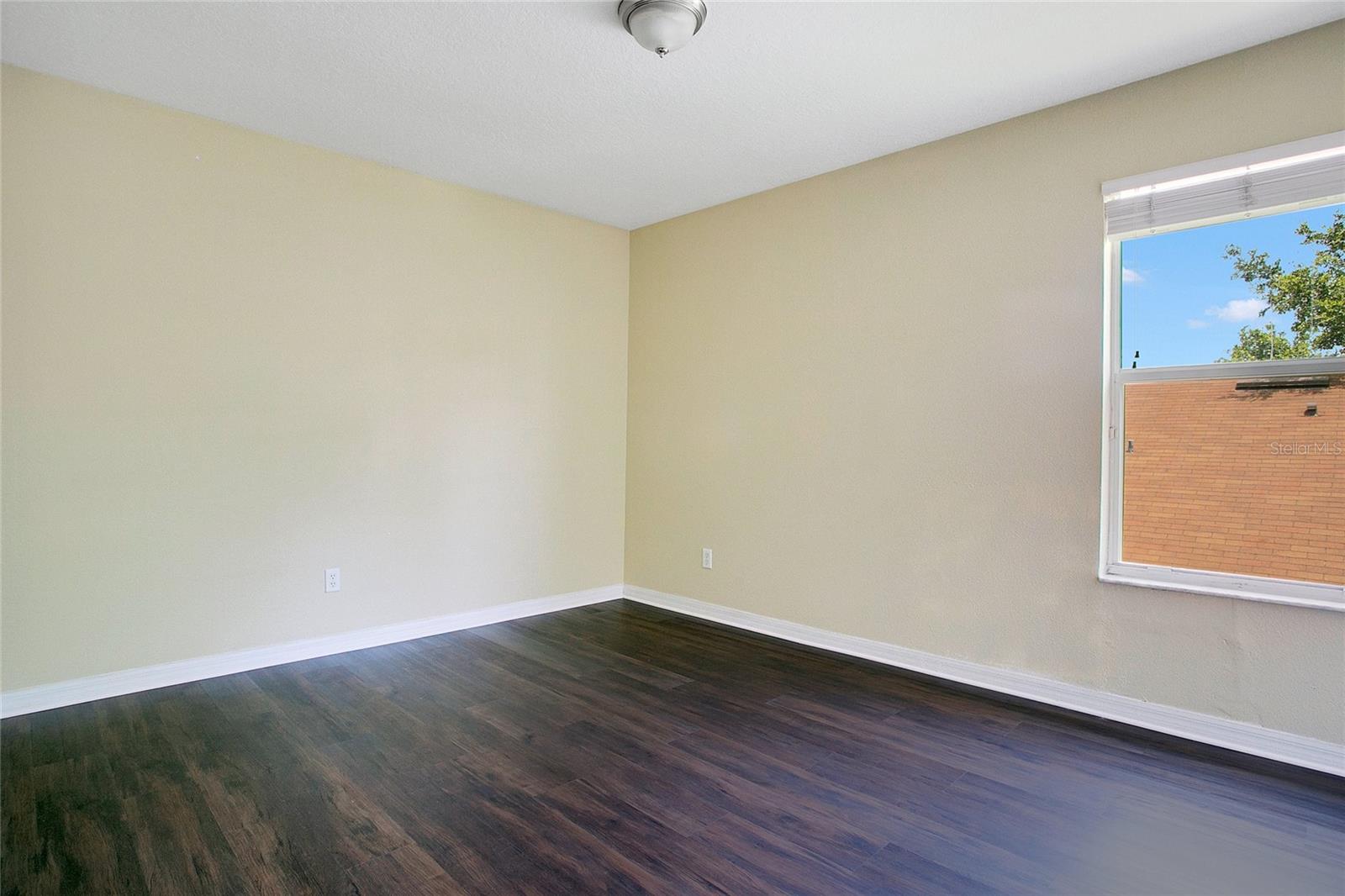 Image 17 of 29 For 212 Citrus Landing Drive
