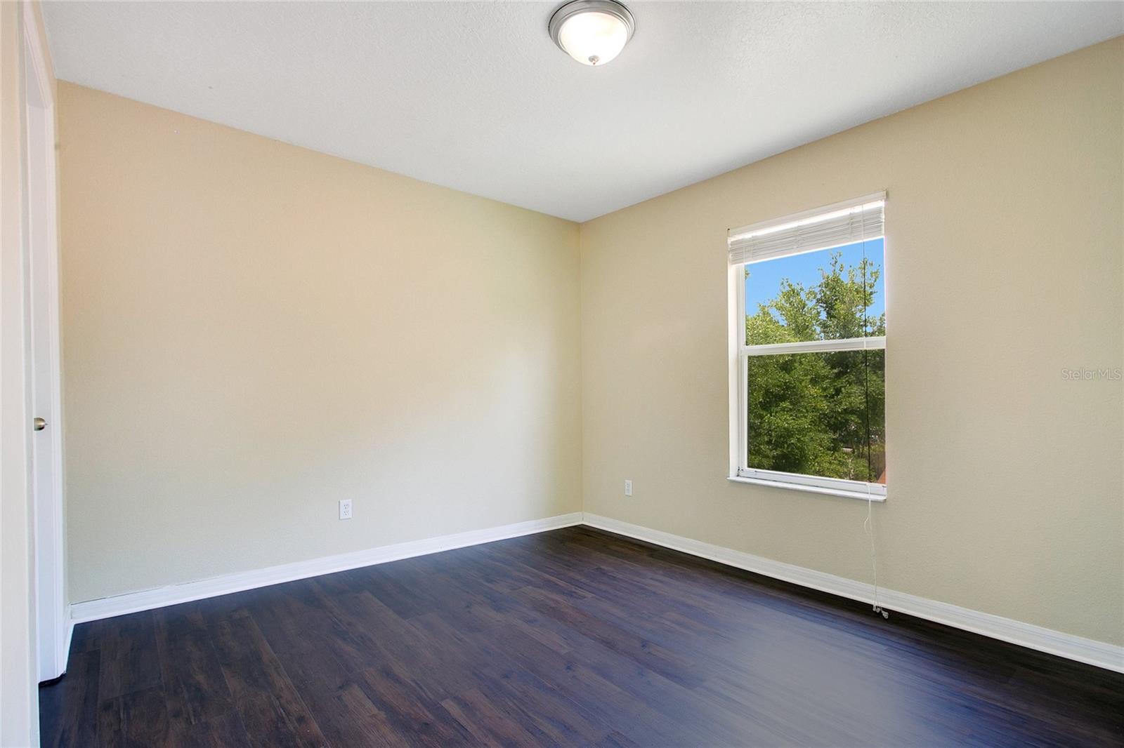 Image 18 of 29 For 212 Citrus Landing Drive