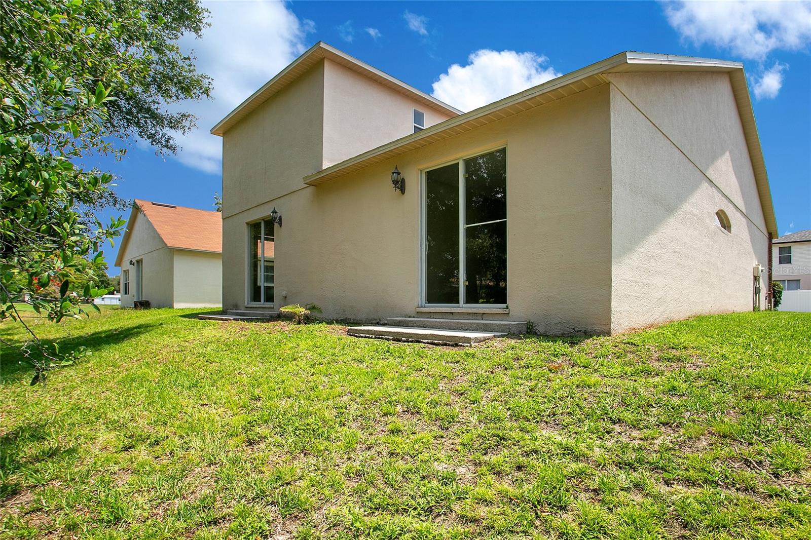 Image 22 of 29 For 212 Citrus Landing Drive