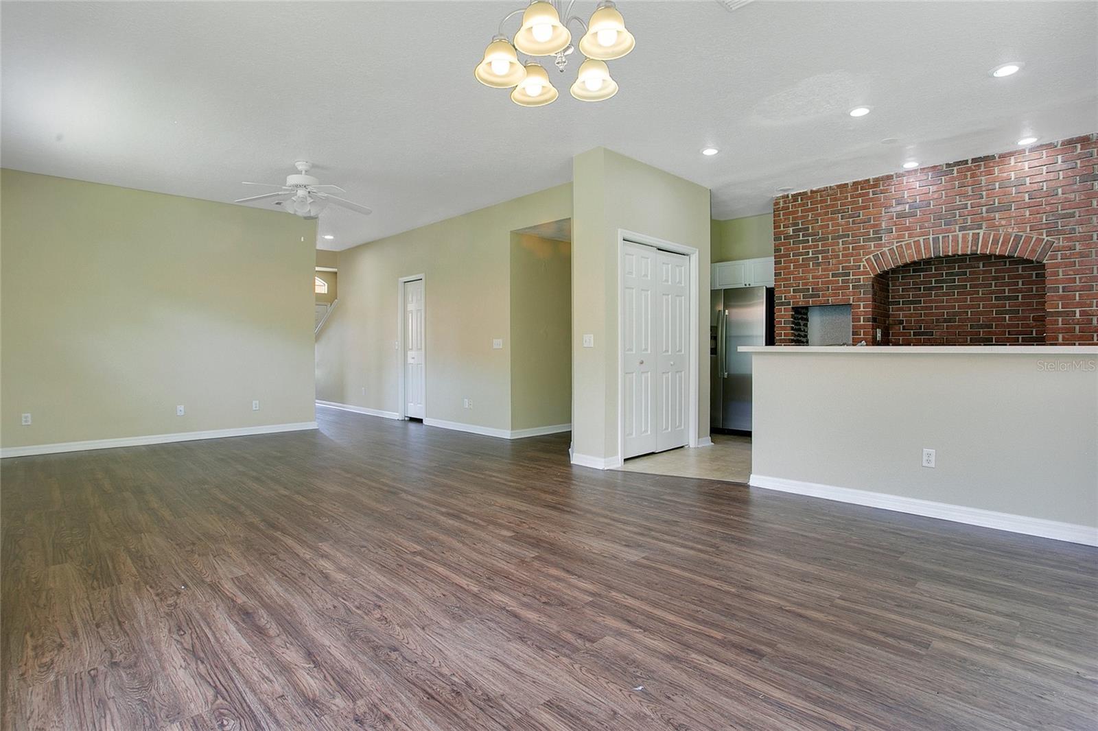 Image 8 of 29 For 212 Citrus Landing Drive