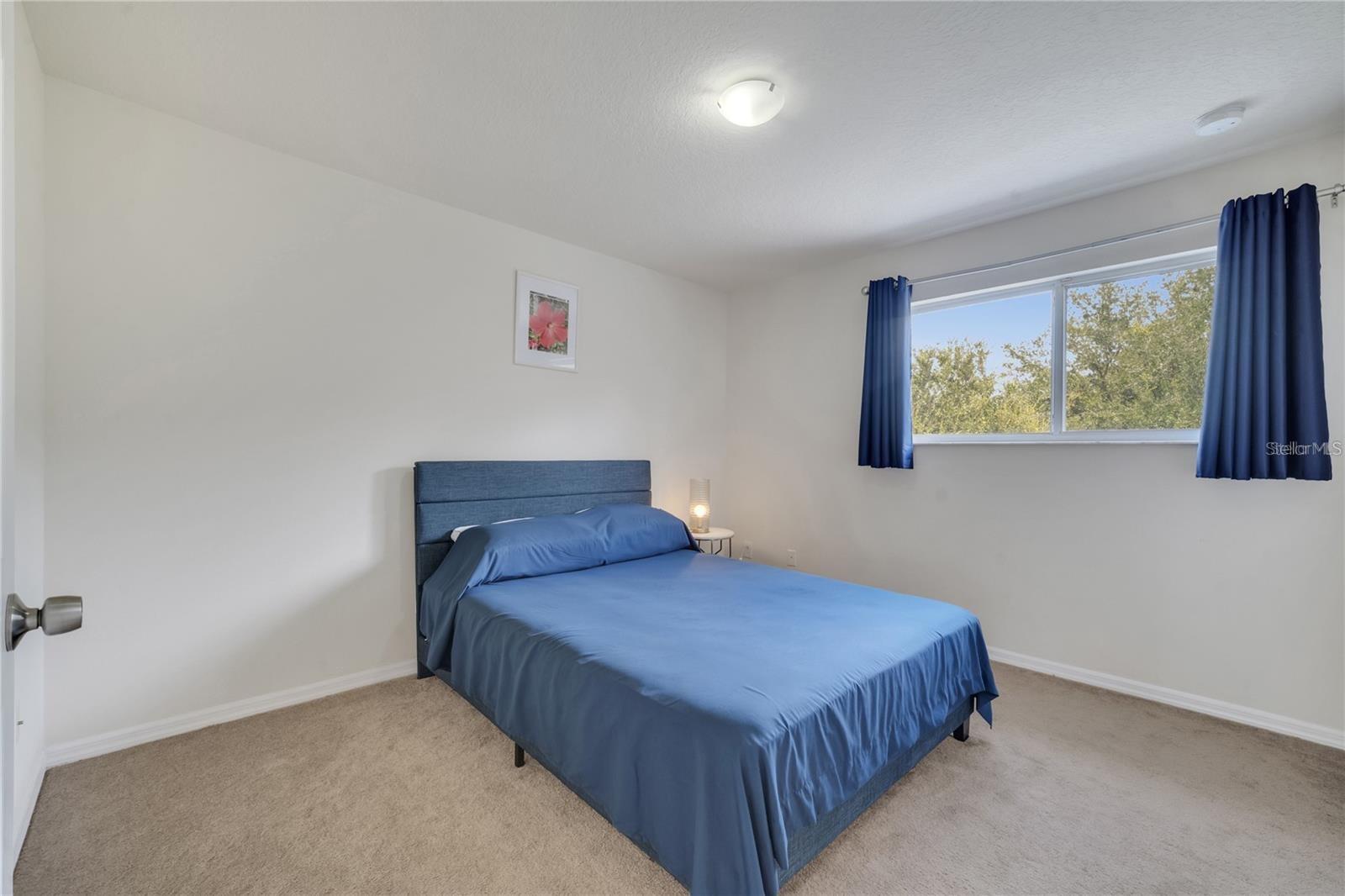 Image 83 of 100 For 4394 Devon Court