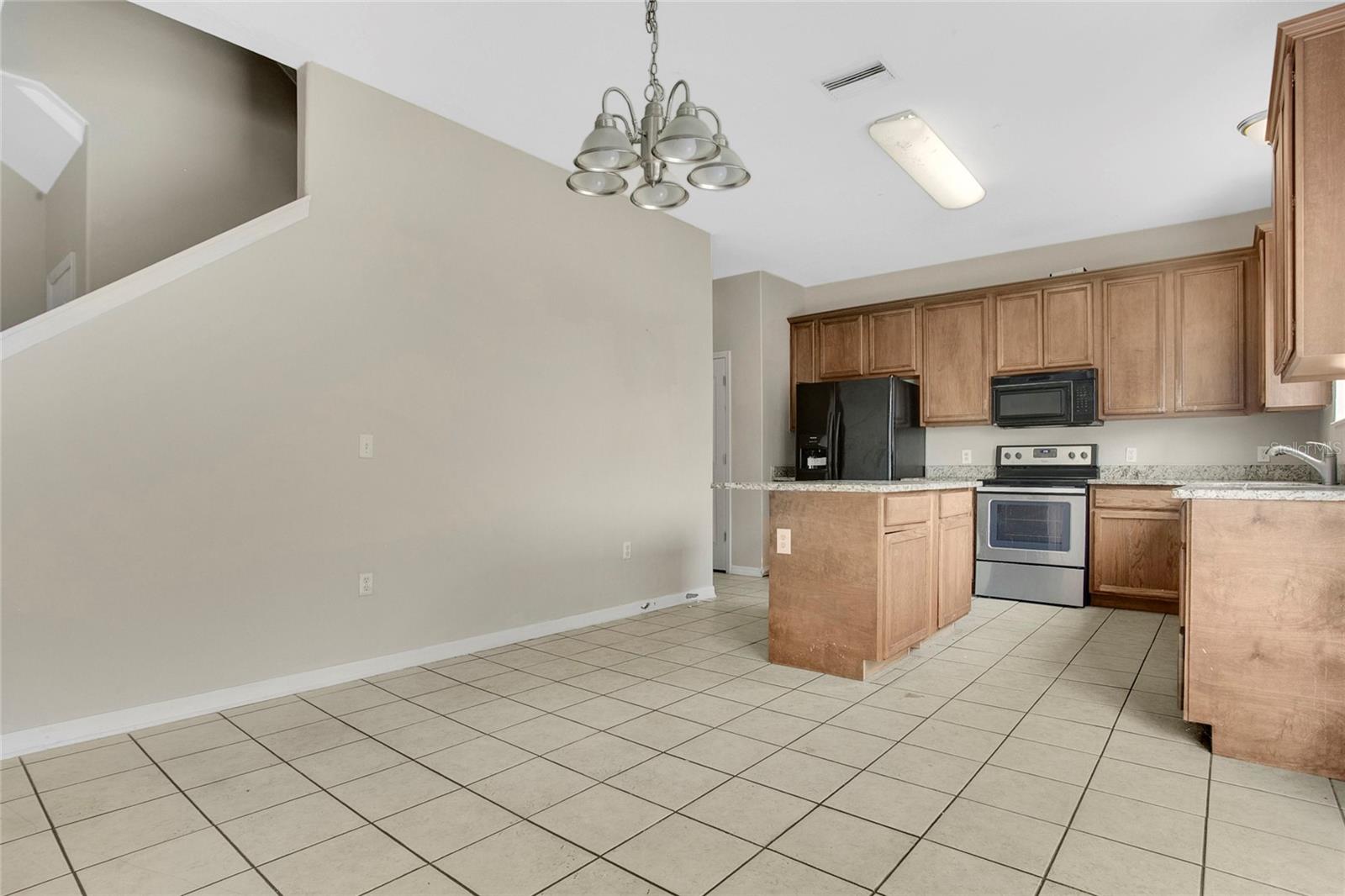 Image 12 of 33 For 7469 Hunters Greene Circle