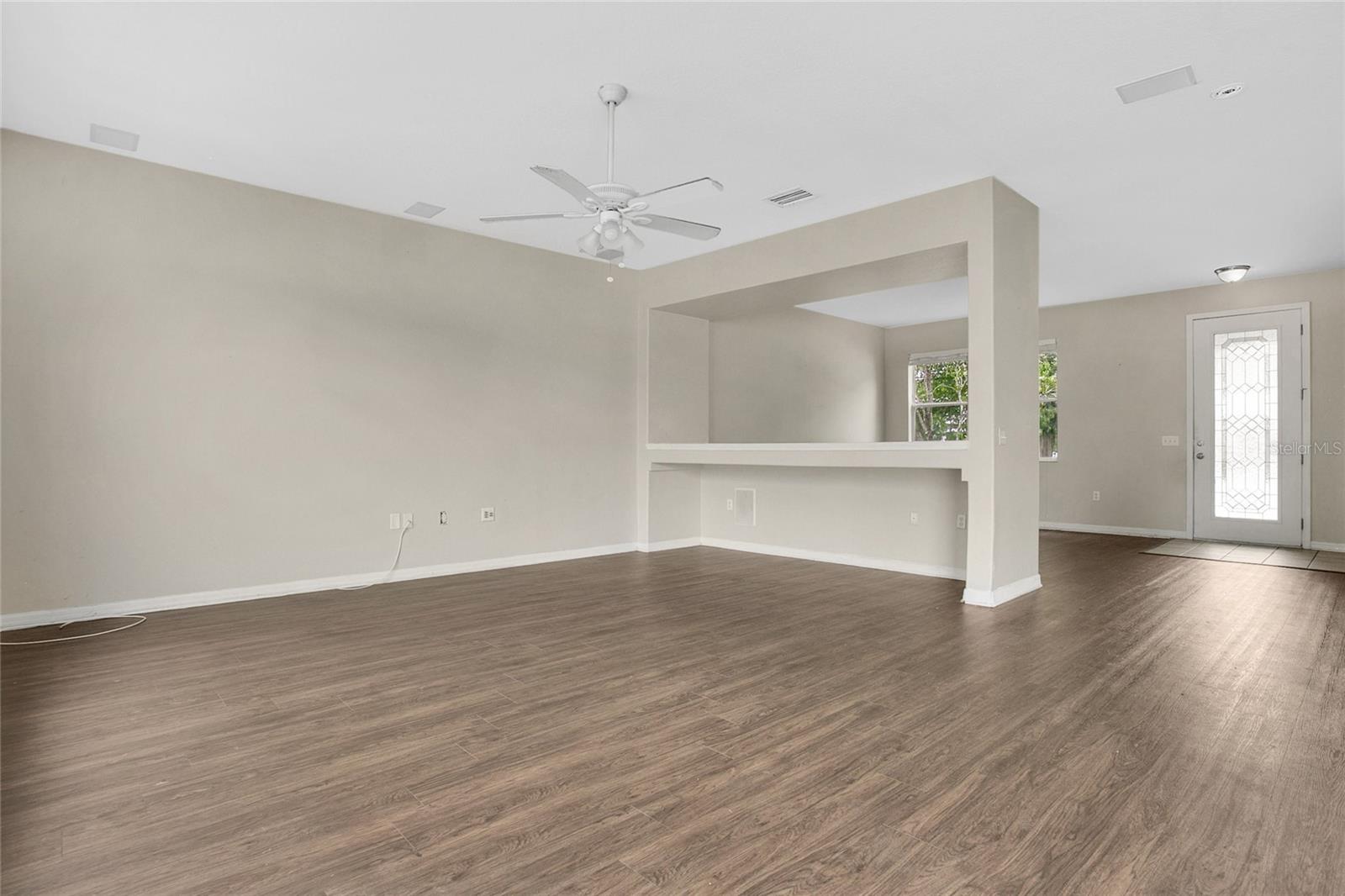 Image 8 of 33 For 7469 Hunters Greene Circle