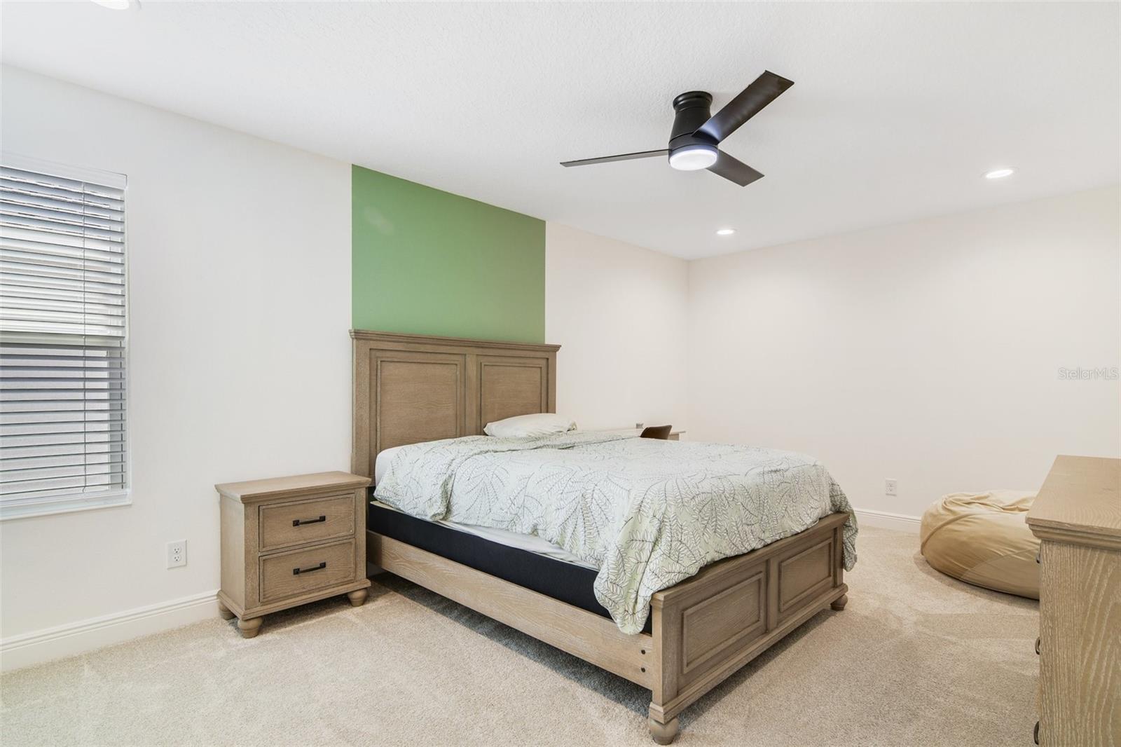 Image 33 of 36 For 14655 Erice Avenue