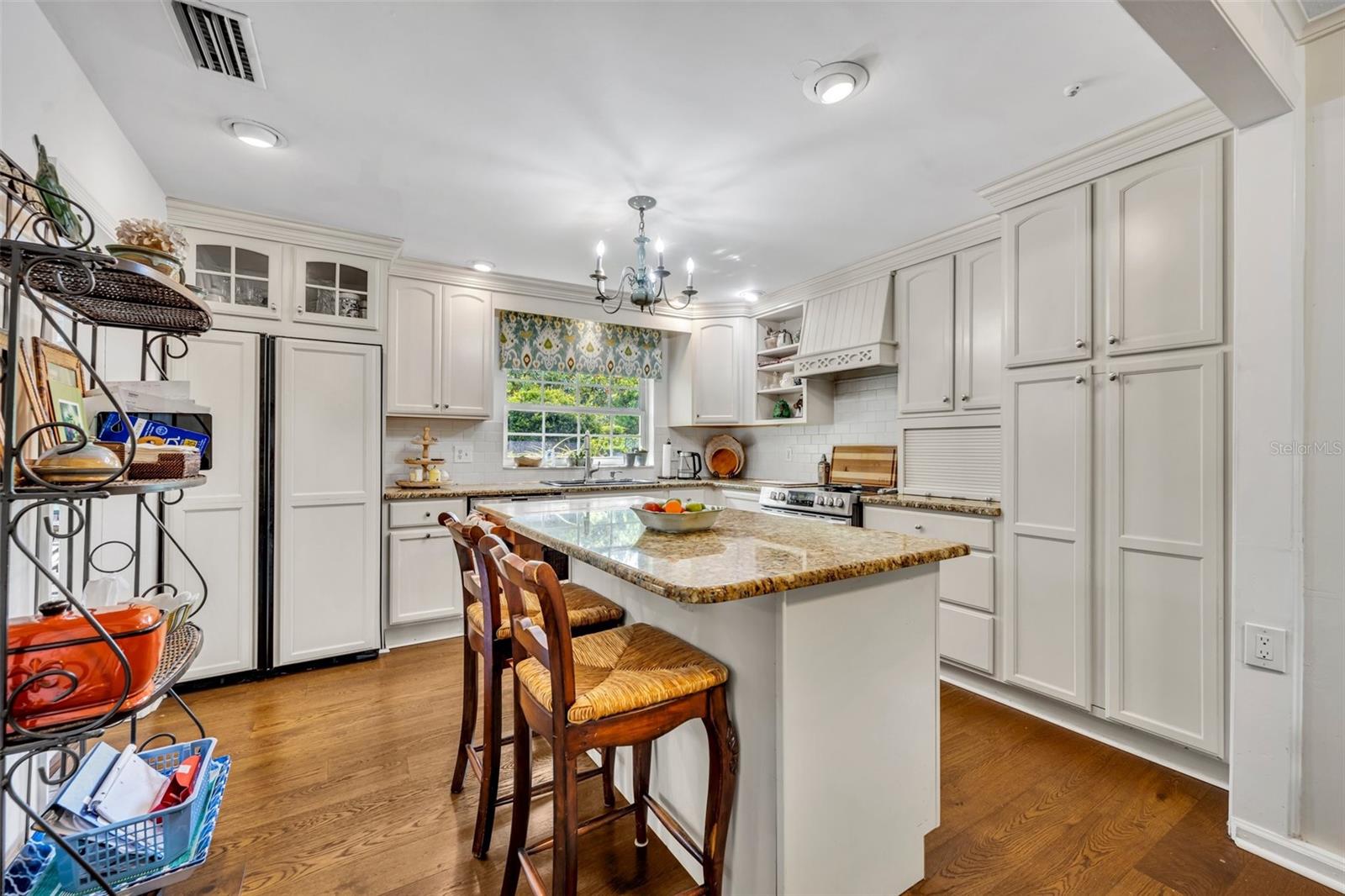 Image 10 of 34 For 1441 Sunnyside Drive