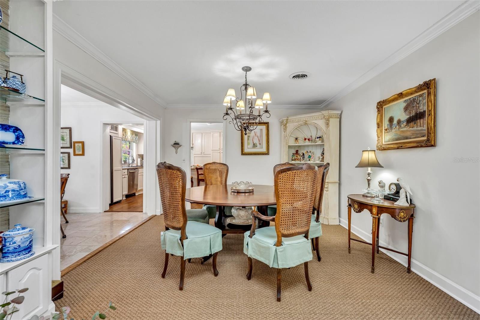 Image 16 of 34 For 1441 Sunnyside Drive