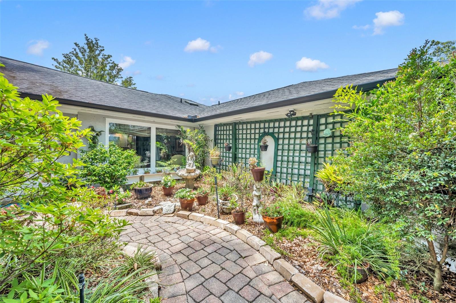 Image 2 of 34 For 1441 Sunnyside Drive