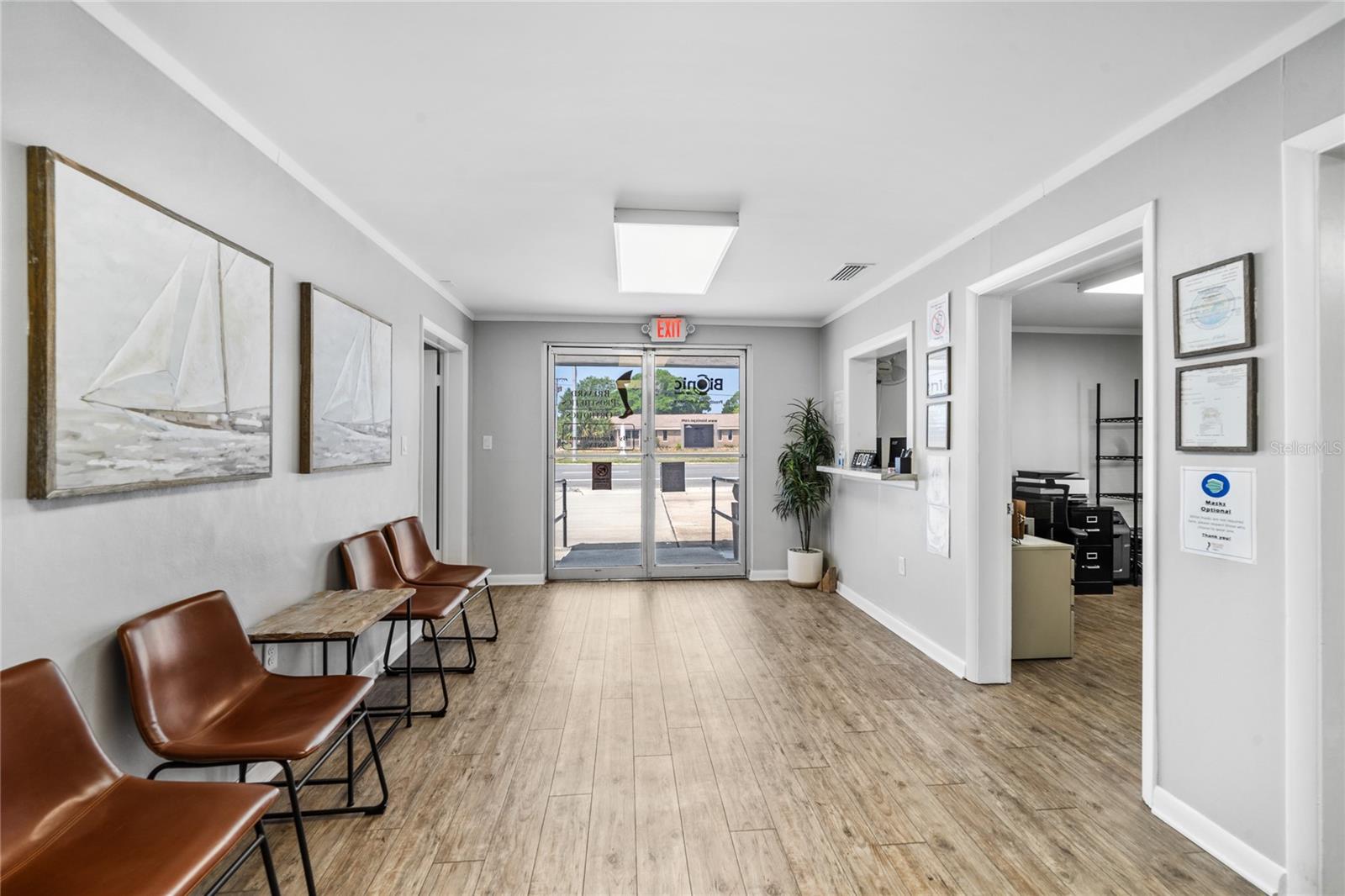 Listing photo id 21 for 2225 Washington Avenue