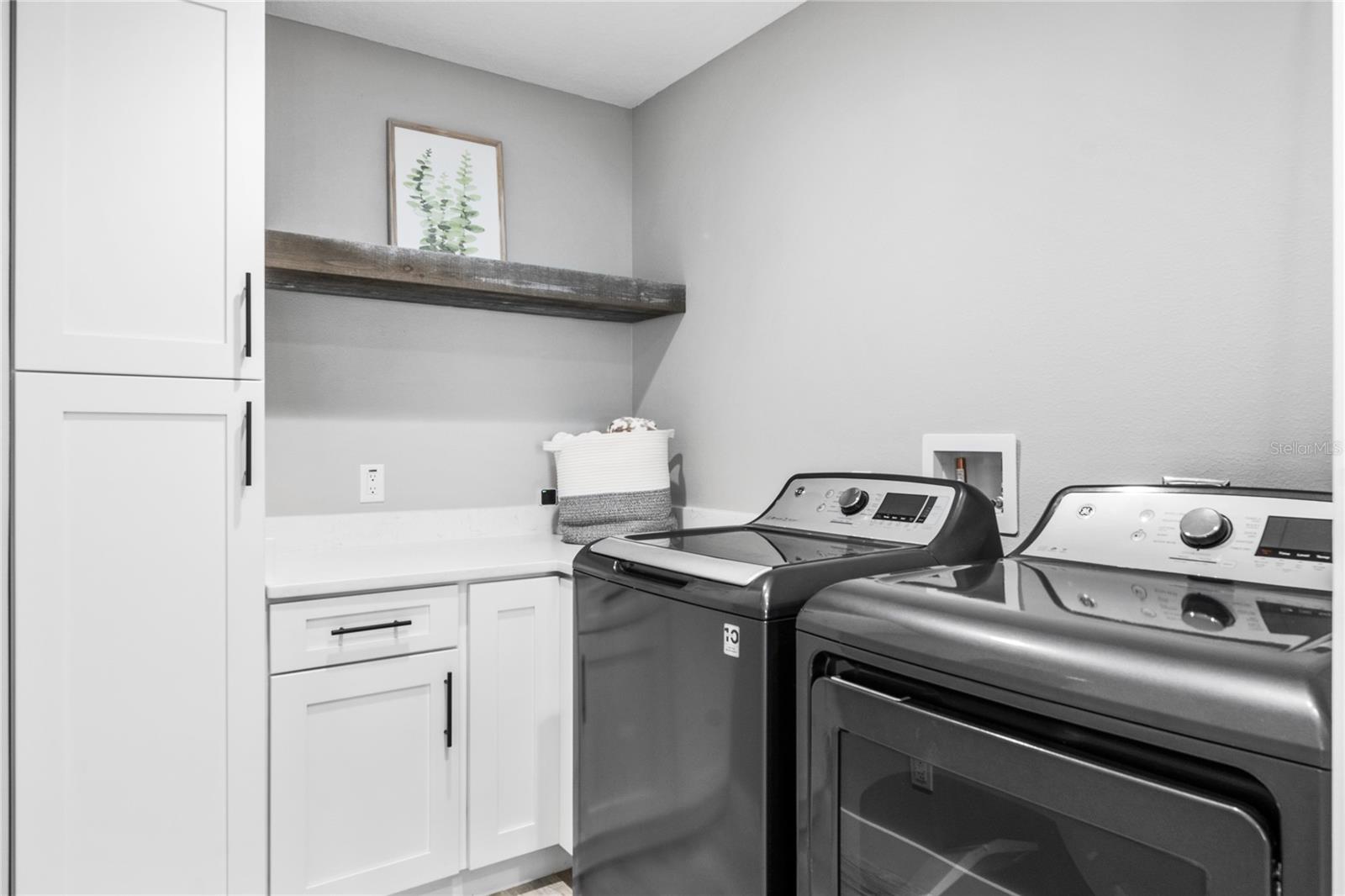 Listing photo id 27 for 2225 Washington Avenue
