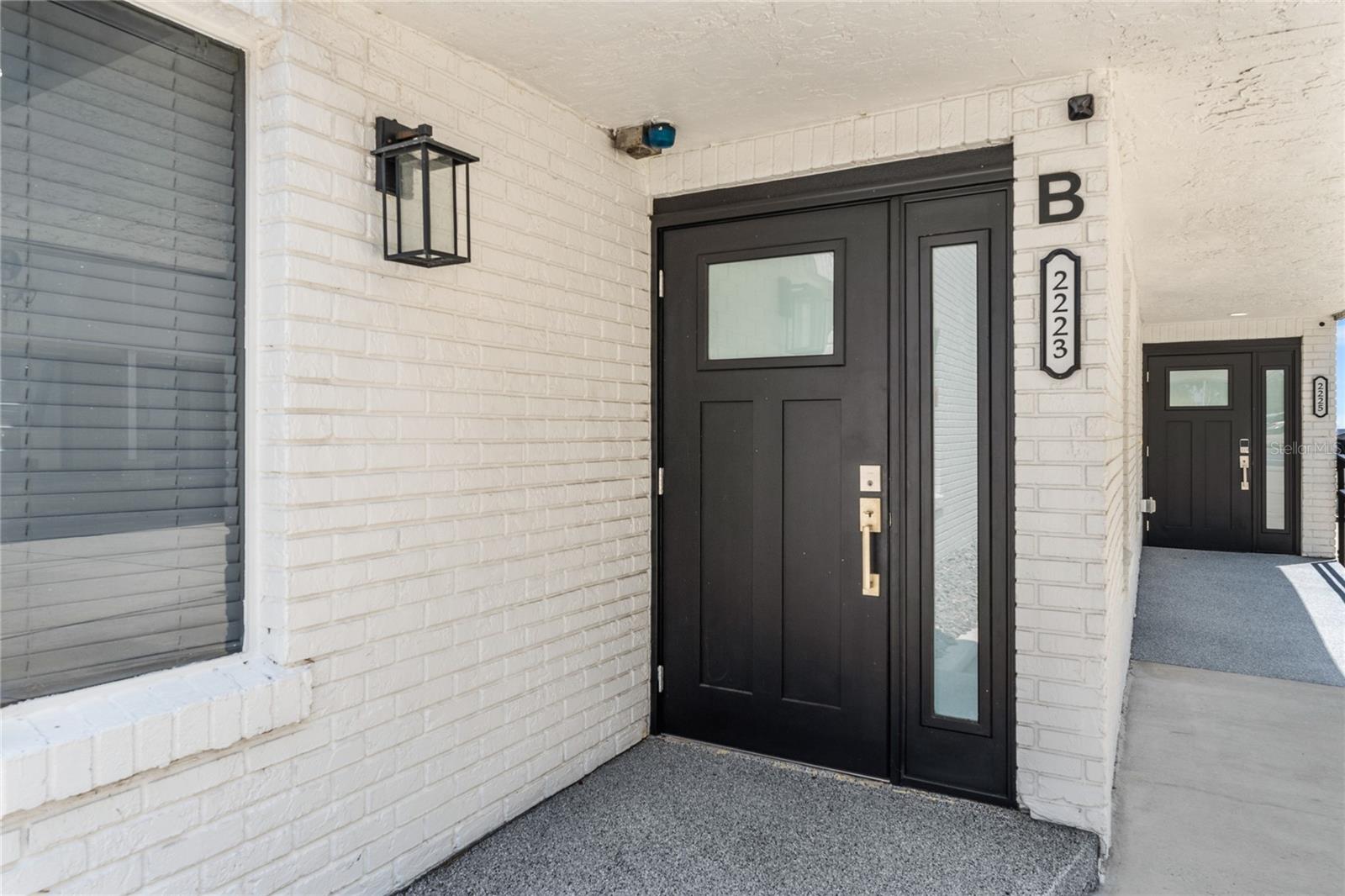 Listing photo id 3 for 2225 Washington Avenue