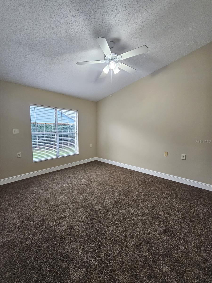 Image 15 of 25 For 1025 Clovercrest Road